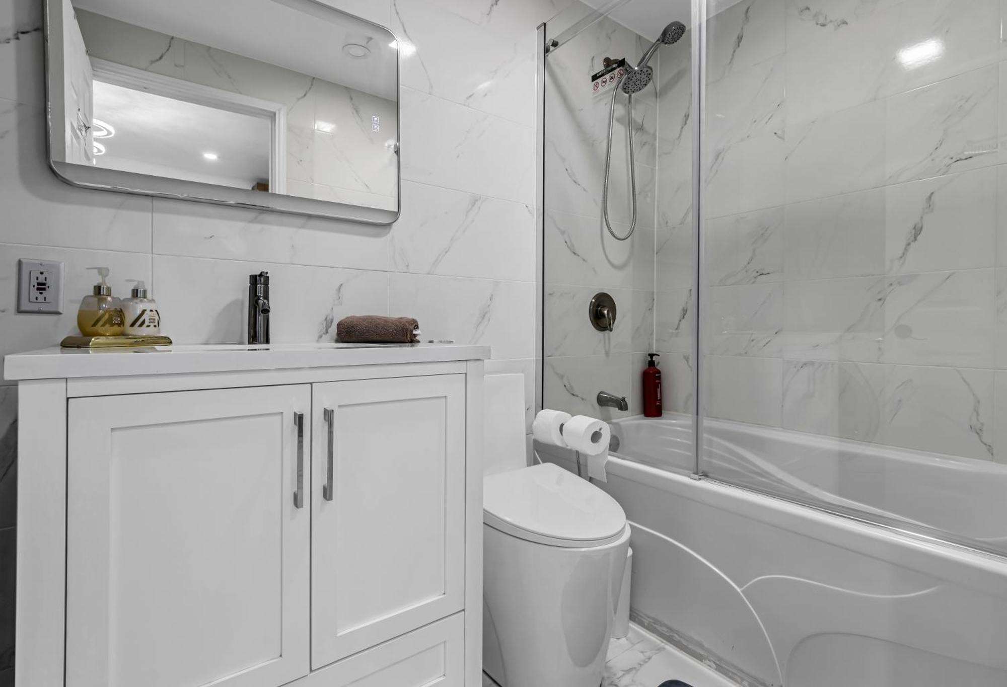 Beautiful 2 Bdr South Shore Montreal ロンゲール エクステリア 写真