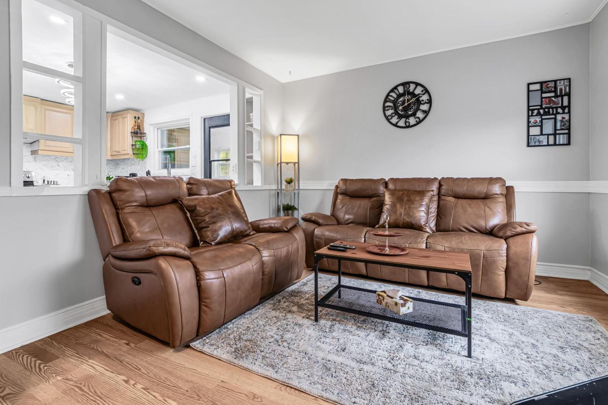 Beautiful 2 Bdr South Shore Montreal ロンゲール エクステリア 写真